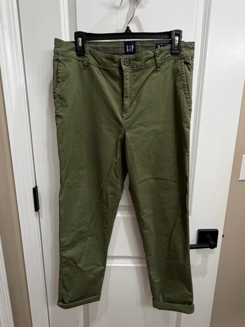 GAP women’s  Olive Chino Pants - Casual Straight Fit